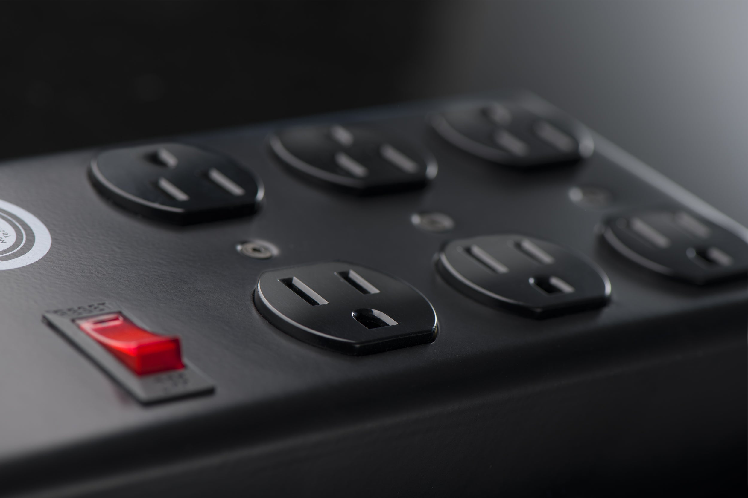 Black Lion Audio PG-P Portable Studio-Grade Power Conditioner & Surge Protector