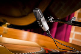 Apogee MiC PLUS Professional-quality Portable USB Microphone for iPad, iPhone, Mac and Windows