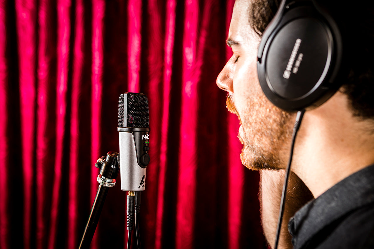 Apogee MiC PLUS Professional-quality Portable USB Microphone for iPad, iPhone, Mac and Windows