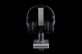 Apogee MiC PLUS Professional-quality Portable USB Microphone for iPad, iPhone, Mac and Windows