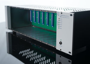 Rupert Neve Designs R10 10-slot 500 Series Chassis